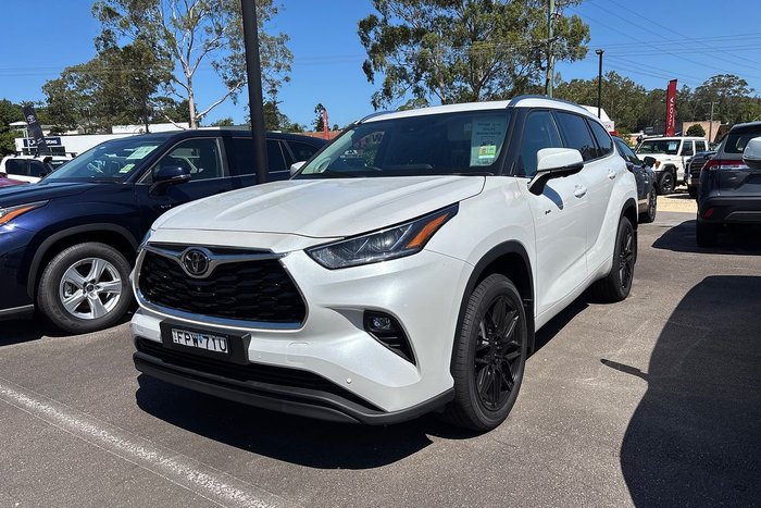2025 Toyota Kluger Grande AXUH78R 4X4 On Demand Frosted White