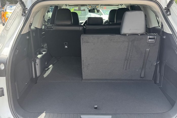 2025 Toyota Kluger Grande AXUH78R 4X4 On Demand Frosted White