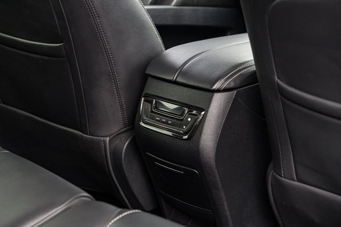 2021 LDV D90 Executive
