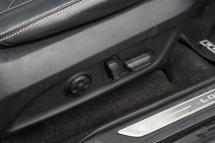 2021 LDV D90 Executive