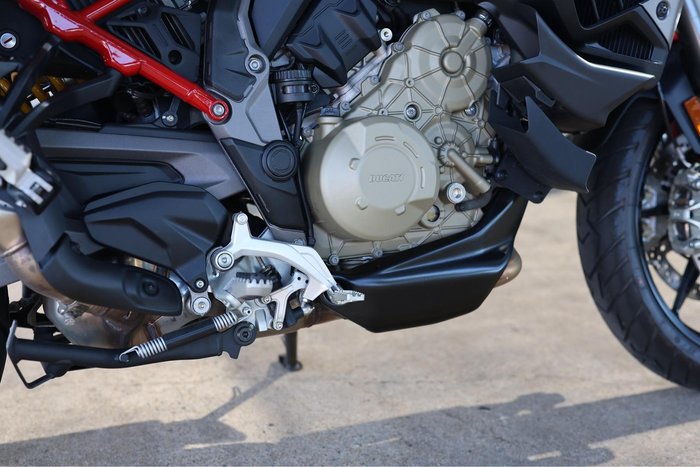 2025 Ducati Multistrada V4S Multistrada Red