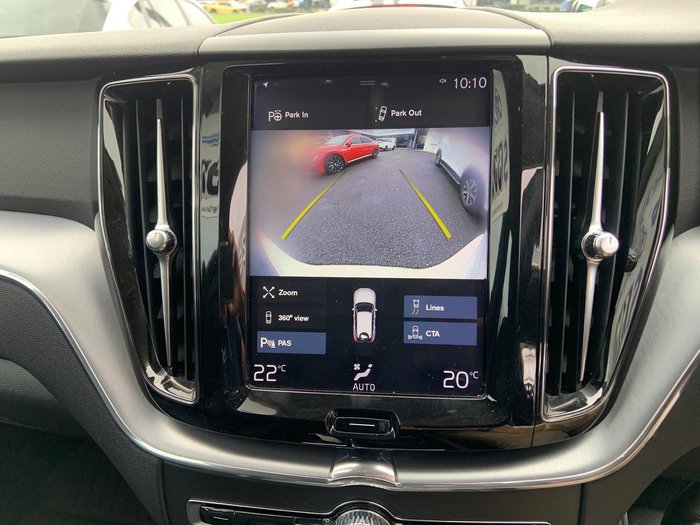 2020 Volvo XC60 D4 Momentum