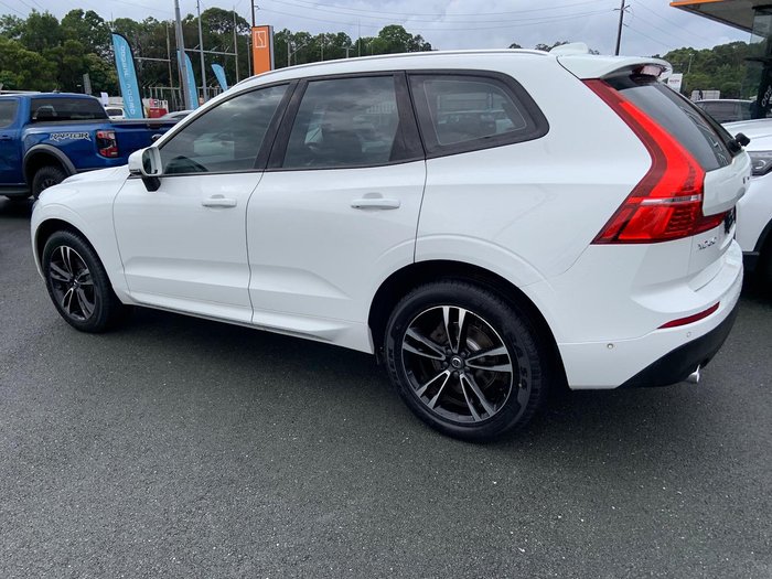 2020 Volvo XC60 D4 Momentum