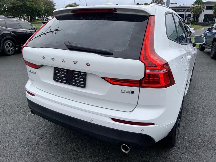 2020 Volvo XC60 D4 Momentum