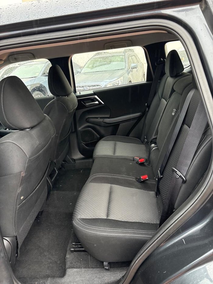 2024 Mitsubishi Outlander ES