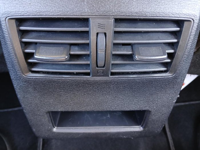 2023 Mitsubishi Outlander ES