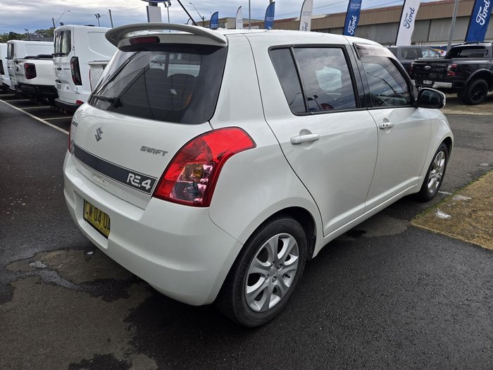 2009 Suzuki Swift RE4