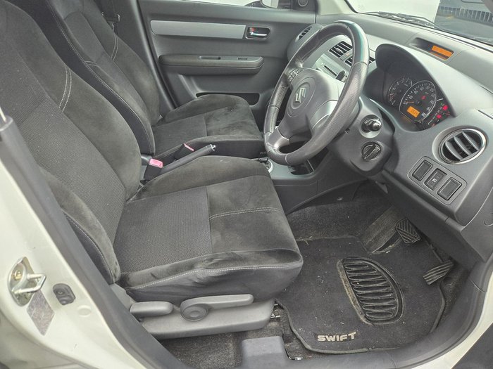 2009 Suzuki Swift RE4