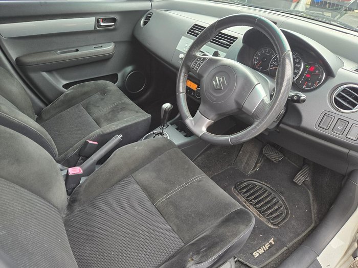2009 Suzuki Swift RE4