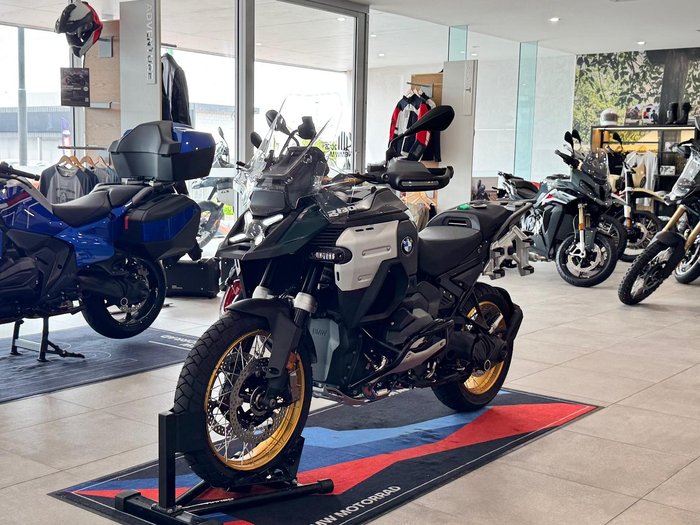 2026 BMW Motorrad R 1300 GS Adventure Option 719 R 1300 Green