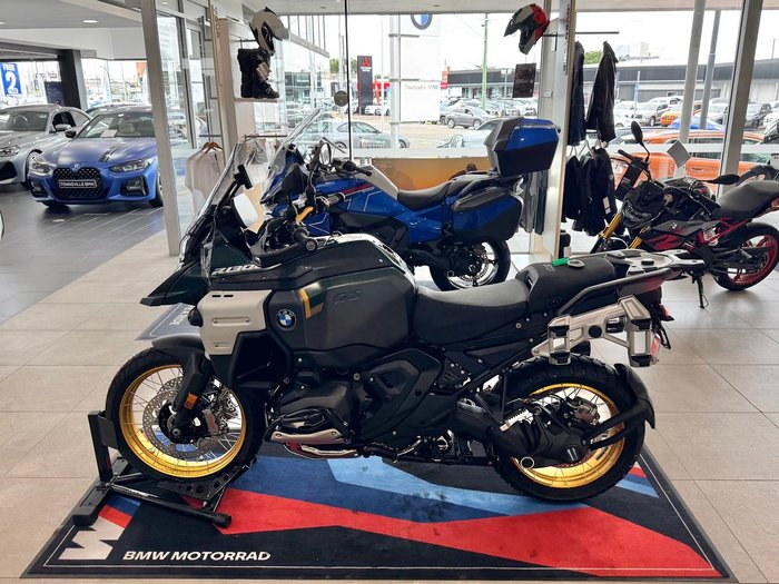 2026 BMW Motorrad R 1300 GS Adventure Option 719 R 1300 Green