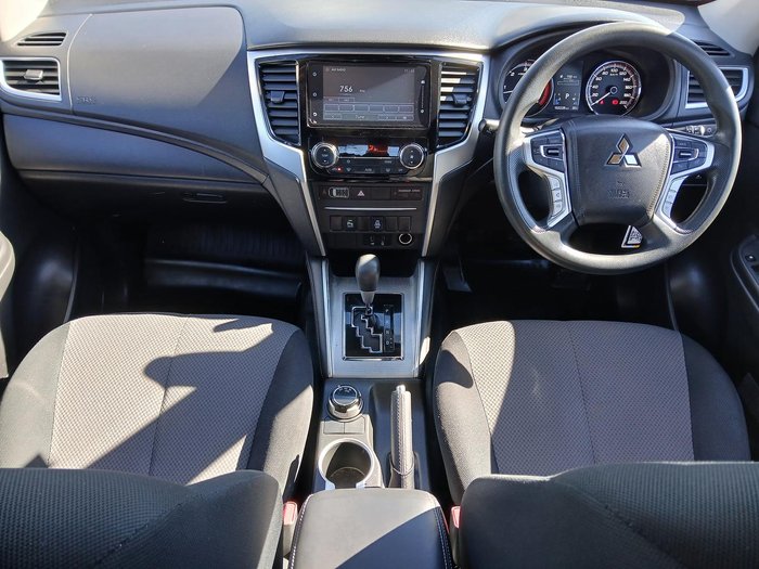 2022 Mitsubishi Triton GLX+