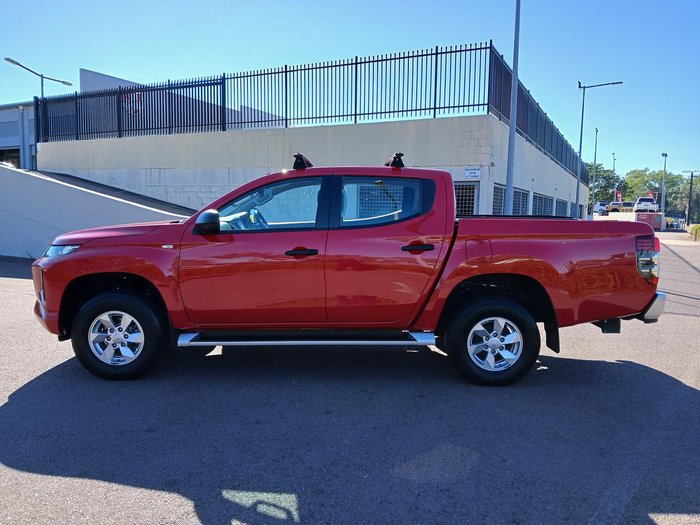 2022 Mitsubishi Triton GLX+