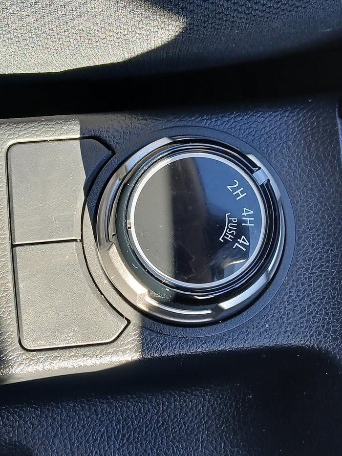 2022 Mitsubishi Triton GLX+