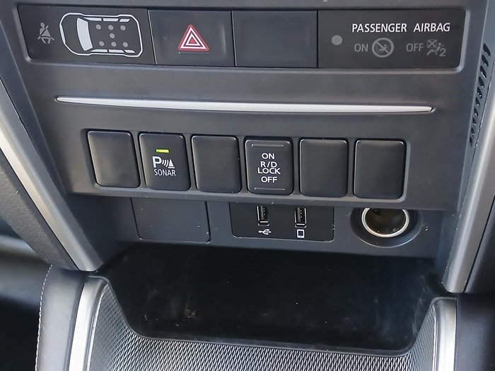 2022 Mitsubishi Triton GLX+
