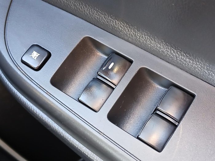 2022 Mitsubishi Triton GLX+