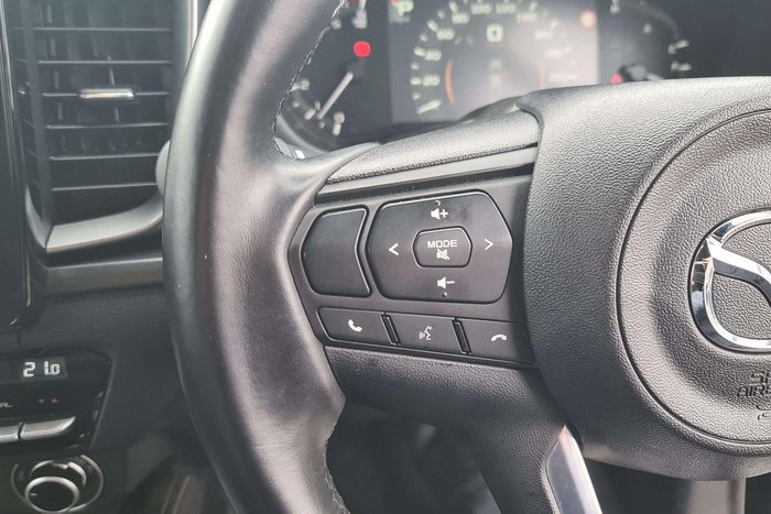 2025 Mazda BT-50 GT