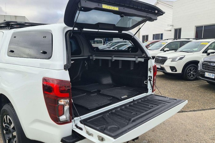 2025 Mazda BT-50 GT