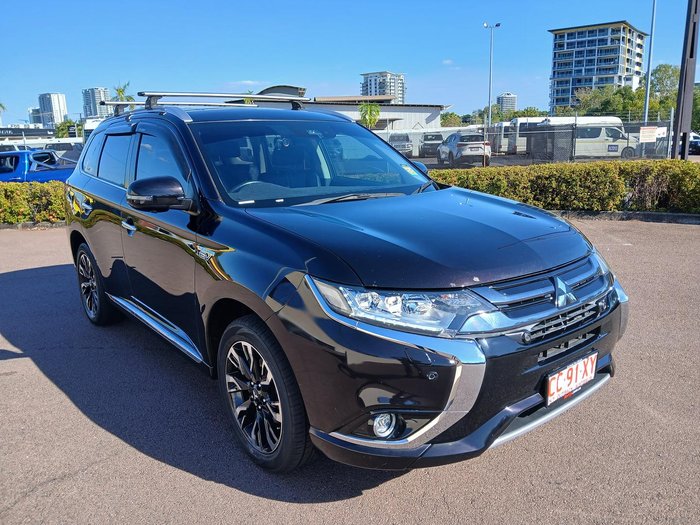 2017 Mitsubishi Outlander PHEV Exceed