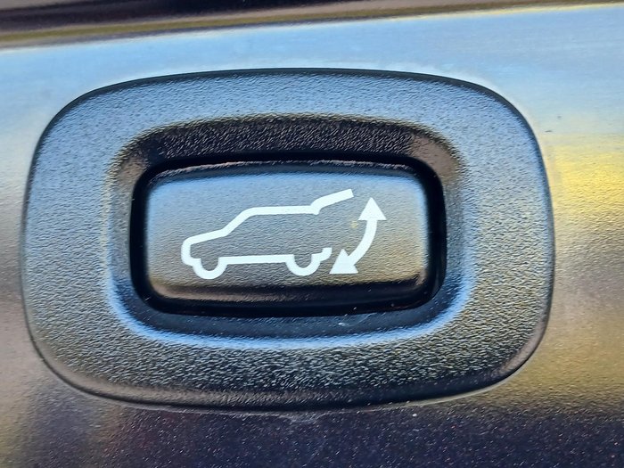 2017 Mitsubishi Outlander PHEV Exceed