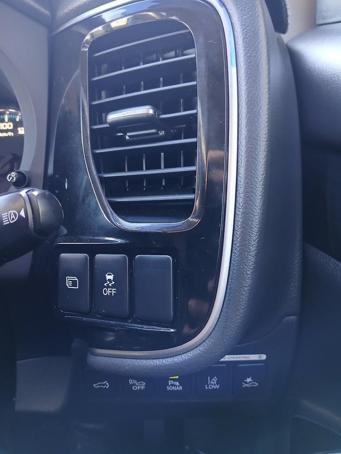 2017 Mitsubishi Outlander PHEV Exceed