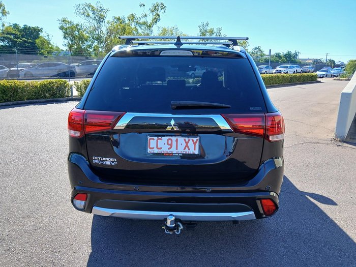 2017 Mitsubishi Outlander PHEV Exceed
