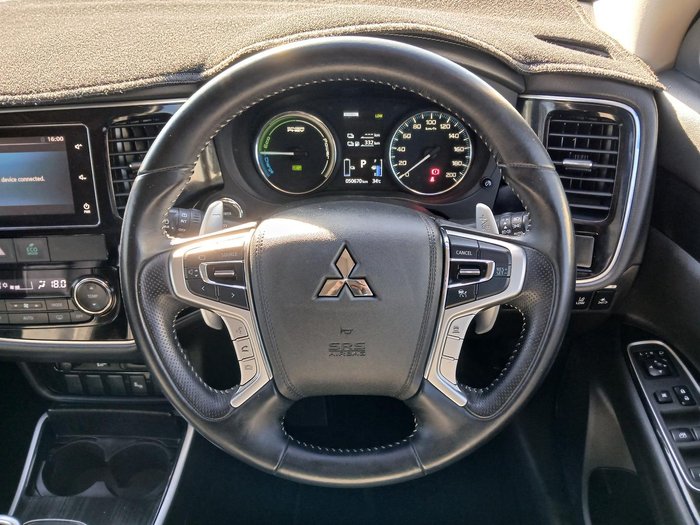 2017 Mitsubishi Outlander PHEV Exceed