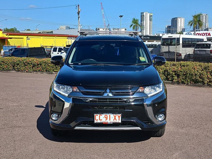 2017 Mitsubishi Outlander PHEV Exceed