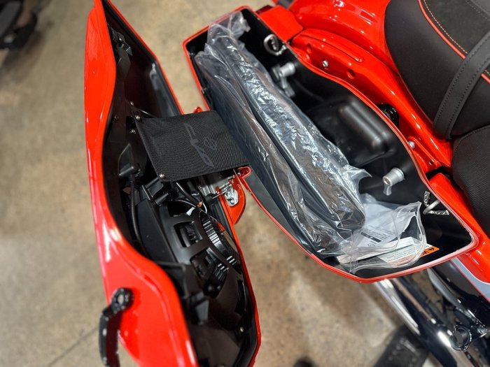2024 HARLEY-DAVIDSON FLHXSE CVO STREET GLIDE (121)