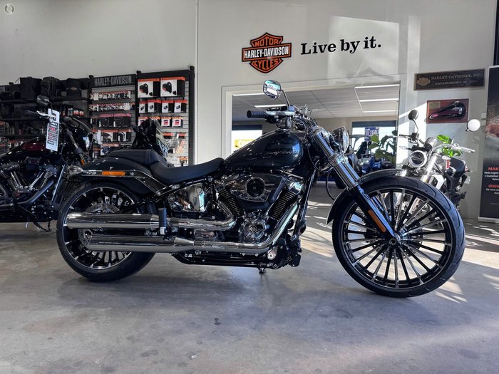 HARLEY-DAVIDSON BREAKOUT 117 (FXBR) ROAD SOFTAIL