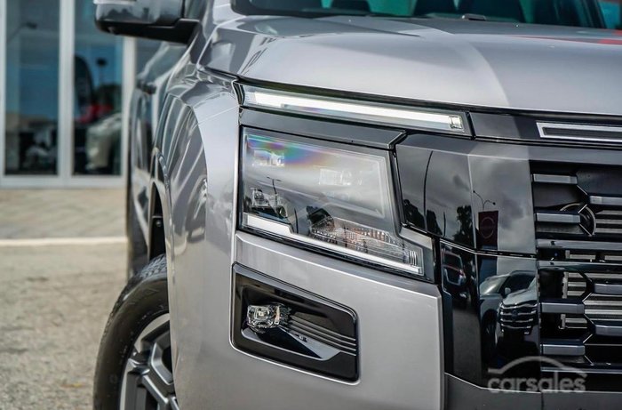 2026 Nissan Navara ST-X D27 MY26 4X4 Dual Range Summit Silver