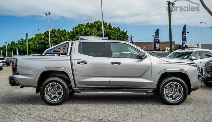 2026 Nissan Navara ST-X D27 MY26 4X4 Dual Range Summit Silver