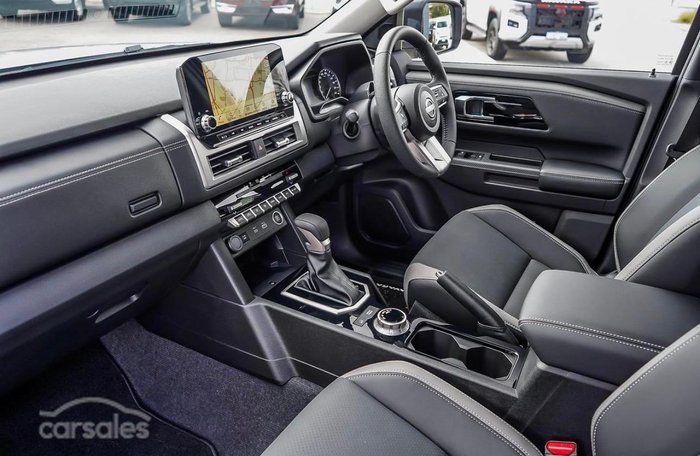 2026 Nissan Navara ST-X D27 MY26 4X4 Dual Range Summit Silver