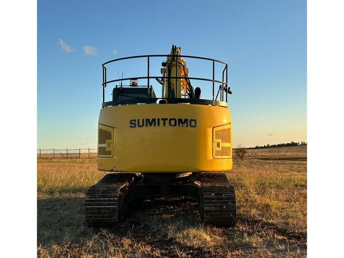 2020 Sumitomo Sh235x-6