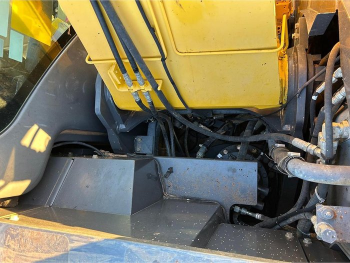 2020 Sumitomo Sh235x-6