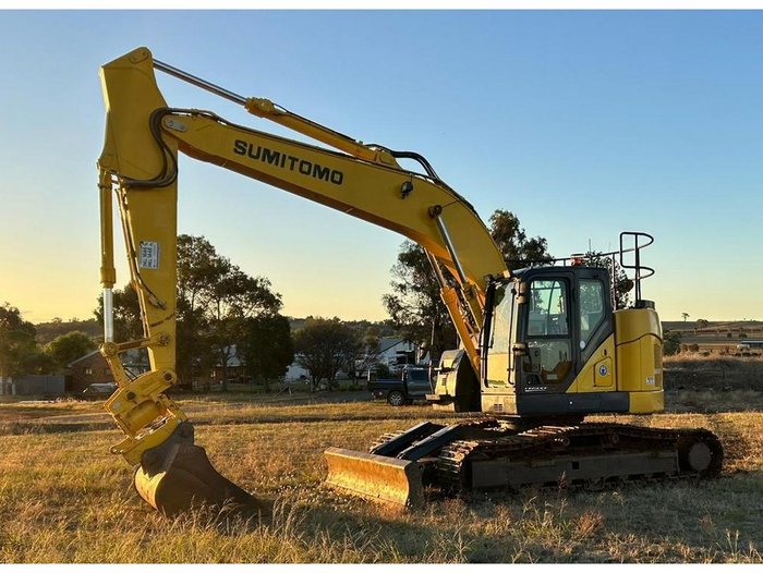 2020 Sumitomo Sh235x-6