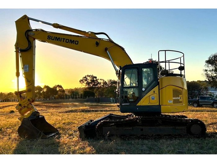 2020 Sumitomo Sh235x-6