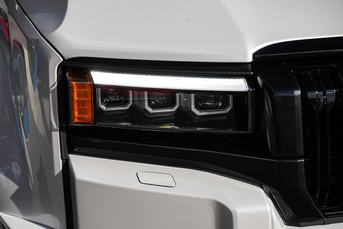 2025 Toyota Landcruiser Prado VX