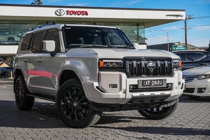2025 Toyota Landcruiser Prado VX