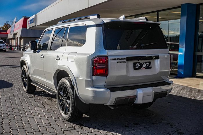 2025 Toyota Landcruiser Prado VX