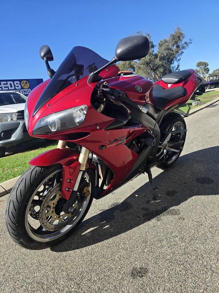 2004 Yamaha YZF-R1 R1 Red