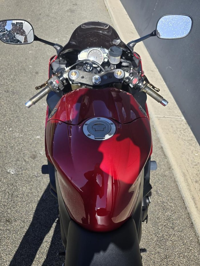 2004 Yamaha YZF-R1 R1 Red