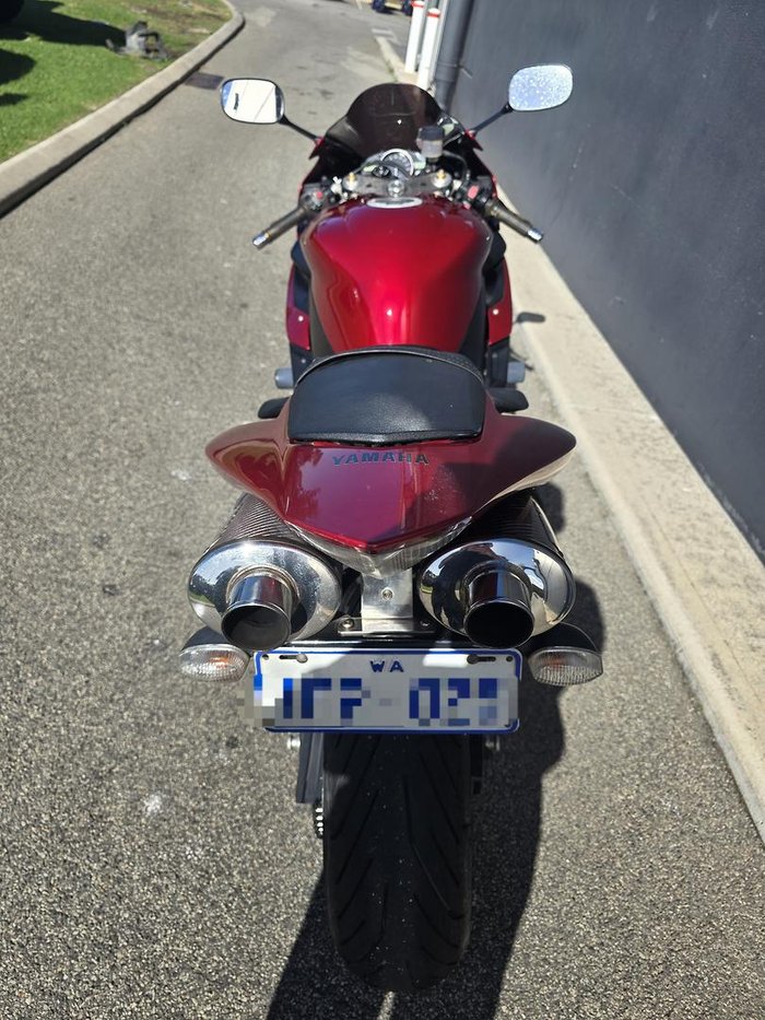 2004 Yamaha YZF-R1 R1 Red