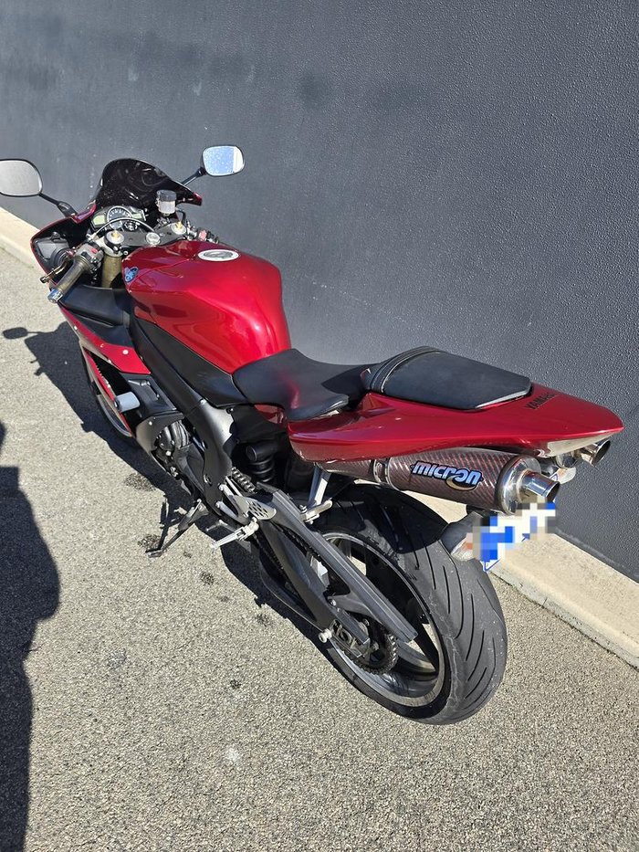 2004 Yamaha YZF-R1 R1 Red