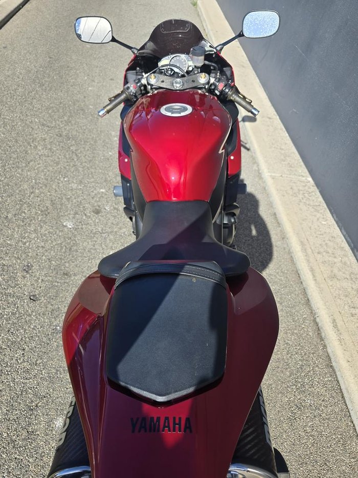 2004 Yamaha YZF-R1 R1 Red
