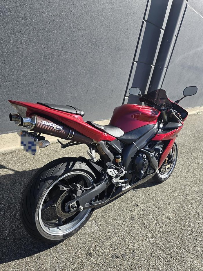 2004 Yamaha YZF-R1 R1 Red