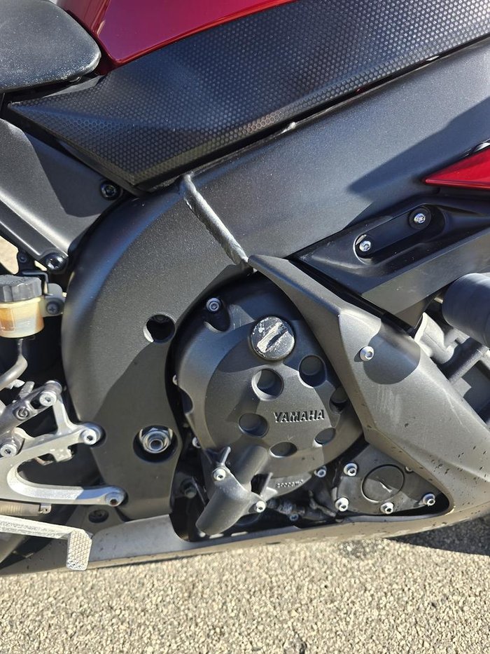 2004 Yamaha YZF-R1 R1 Red