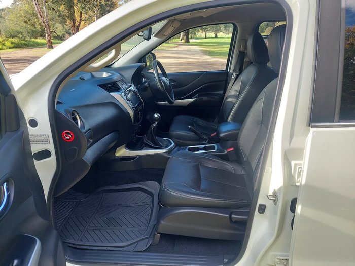 2018 Nissan Navara ST-X