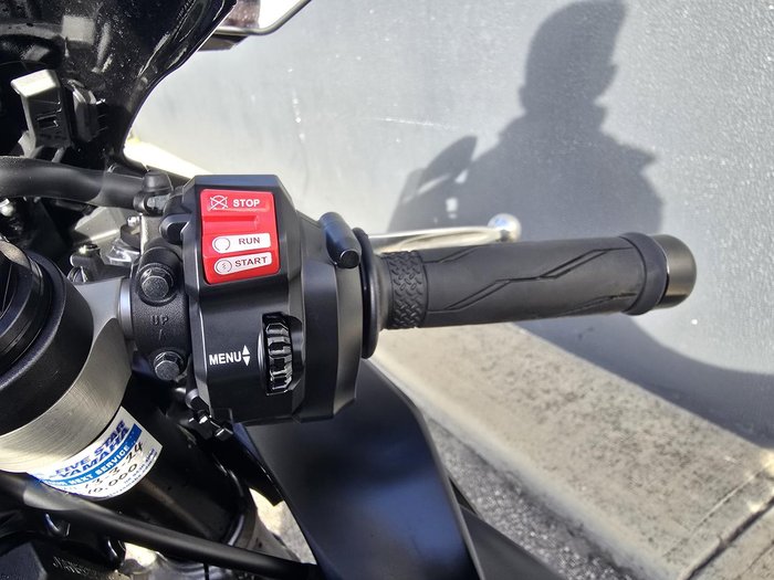 2022 Yamaha YZF-R1 R1 Black