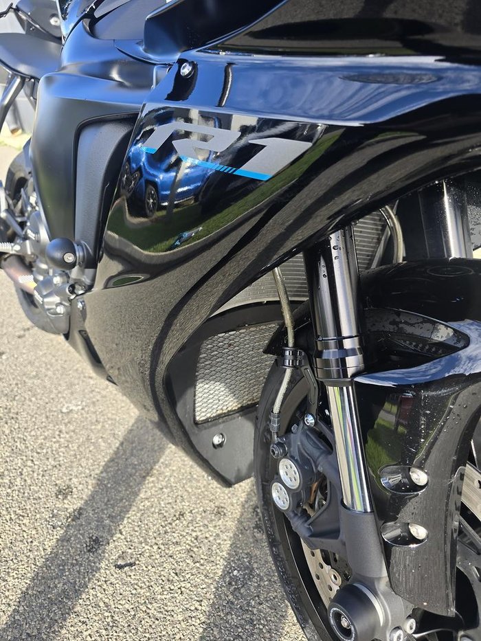 2022 Yamaha YZF-R1 R1 Black